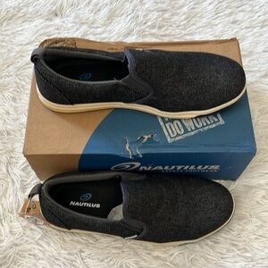 Nautilus Men’s Safety Footwear N1430 ESD Safety Shoes in black size 9M New